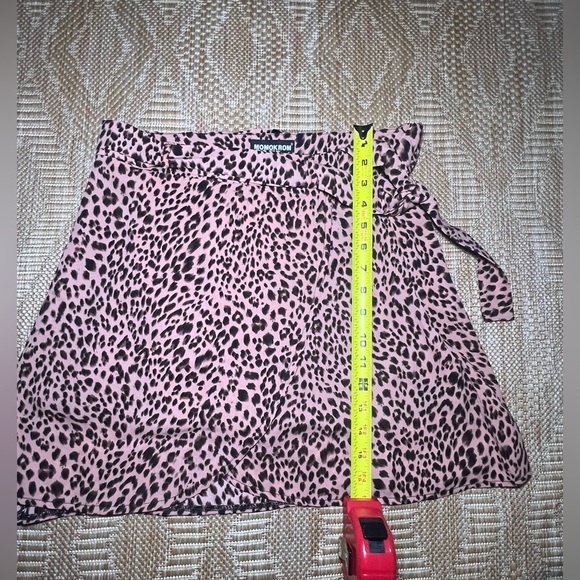 Nasty Gal Women's Cheetah Print Mini Skirt, Side Tie, Size UK 10, Size US 6 - Picture 5 of 8